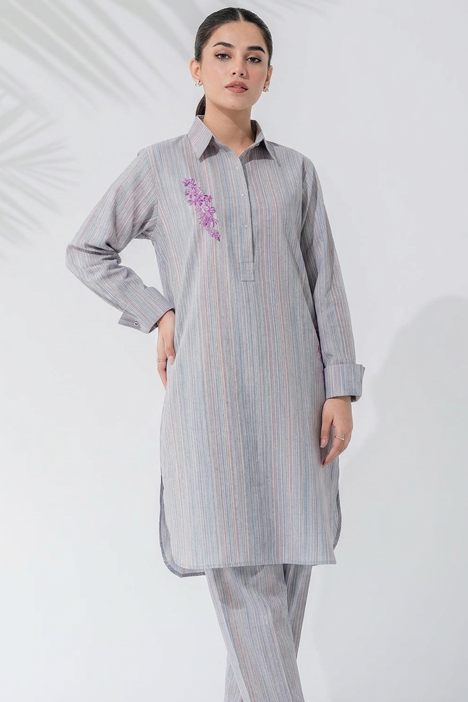 Embroidered lining shirt /1pc