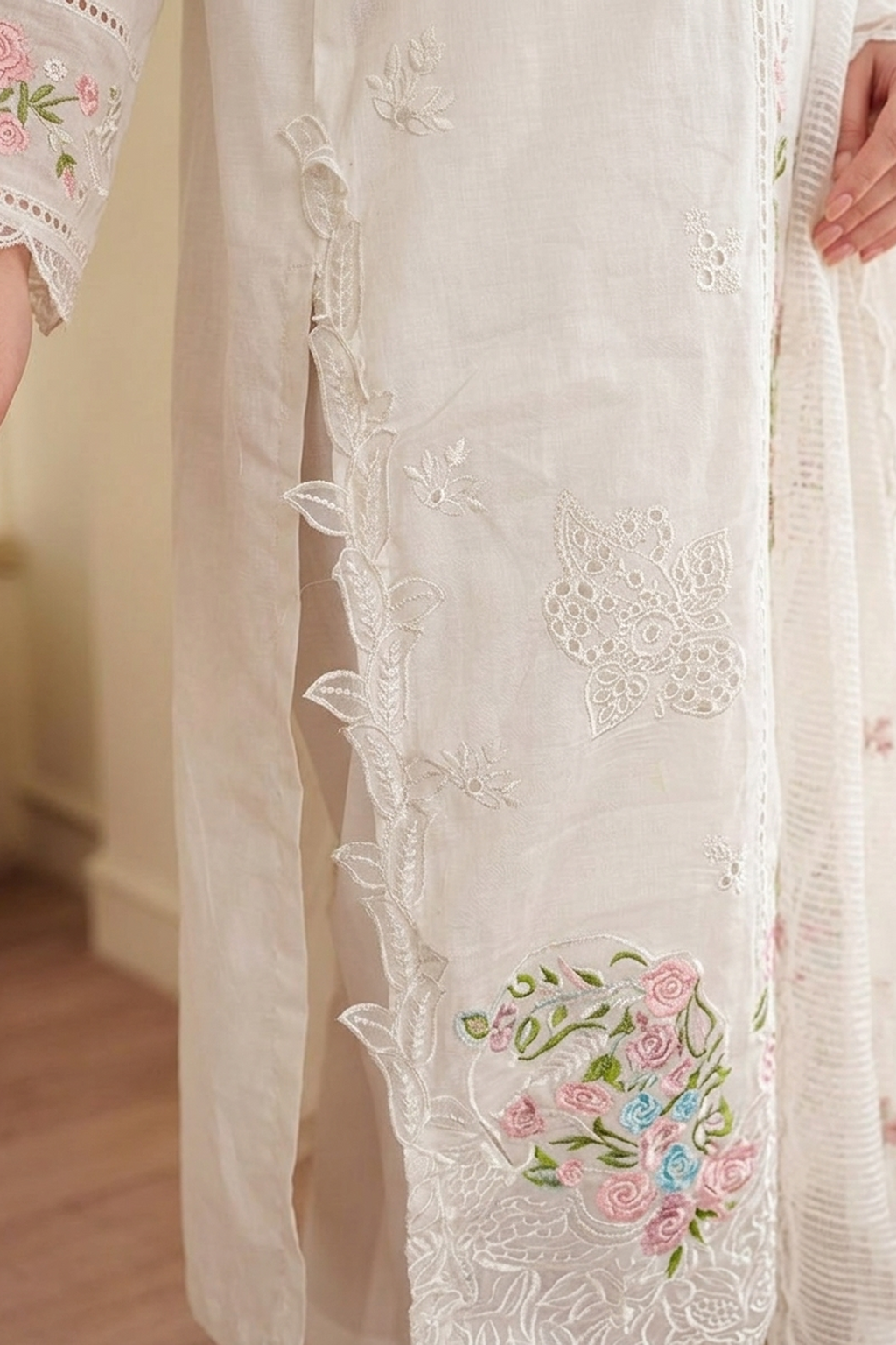 Noor-e-White